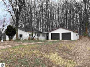 5596 Pierce Rd, Kingsley, MI 49649