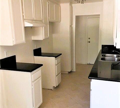 5th image of 3603 Vinton Ave