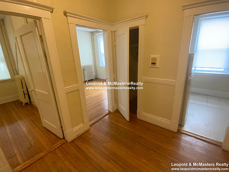 Kelton Street Apartments — Photo 60