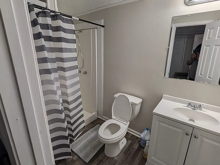 938 Beckwith St SW — Photo 5