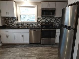 106 Pine Hill Cir, Waltham, MA 02451