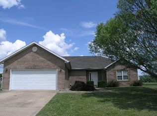2602 Mayfield Dr, Mountain Grove, MO 65711