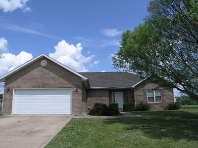 2602 Mayfield Dr, Mountain Grove, MO, 65711