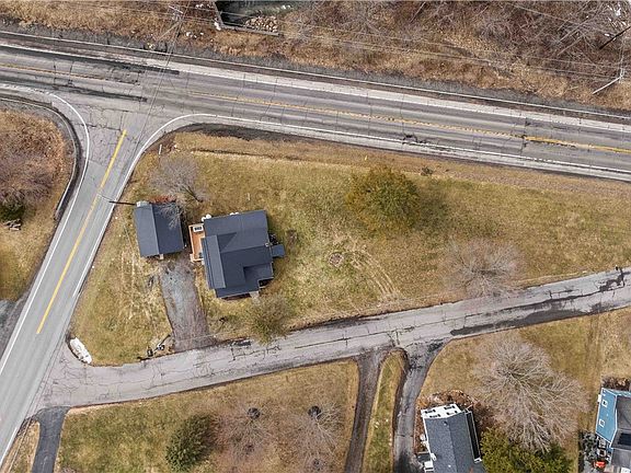 5th image of 4338 Wells Curtice Rd