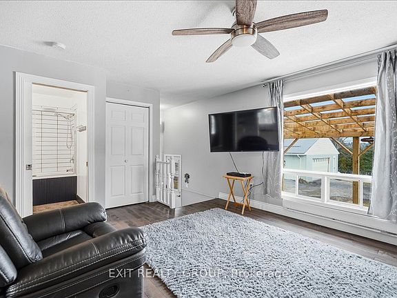 5th image of 297 Jones Rd