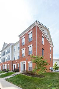 2618 Calgary, Lexington, KY, 40509