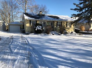 489 5th St, Lemont, IL 60439