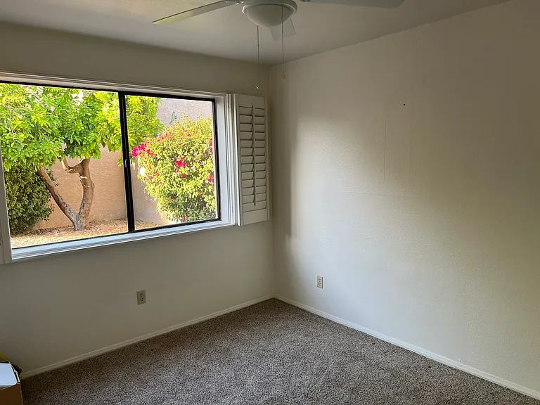 7884 E Horseshoe Ln — Photo 9