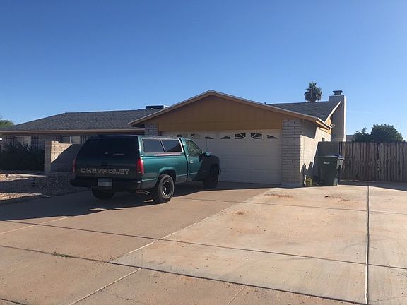 2nd image of 5017 W Dahlia Dr
