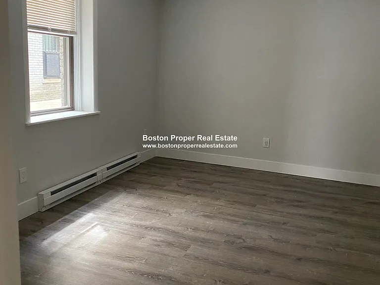 81 Park Dr #C — Photo 5