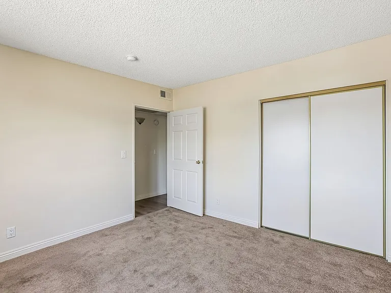 8541 Foothill Blvd., Sunland — Photo 51