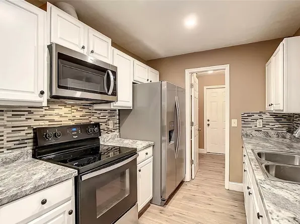 1 bed, 1.0 bath, 120 sqft, $899, (undisclosed Address), Orlando, FL 32811