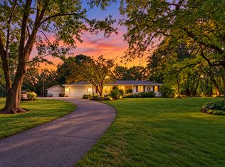 22015 Pillsbury Ave, Lakeville, MN 55044
