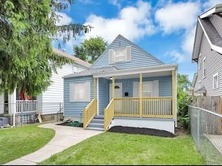 803 E Deshler Ave — Photo 2