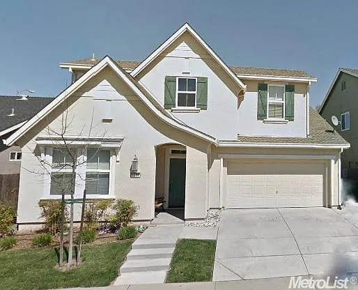 1733 Newport Dr photo 1