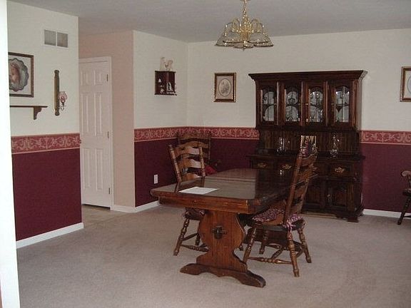 2nd image of 72 Kelsey Dr