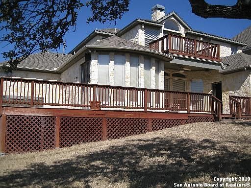 2nd image of 814 Highland Knl