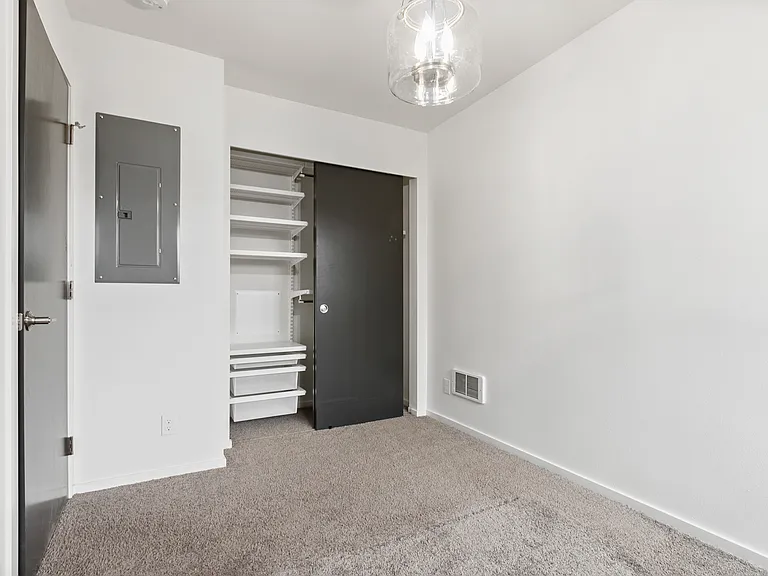 308 Boston St — Photo 6
