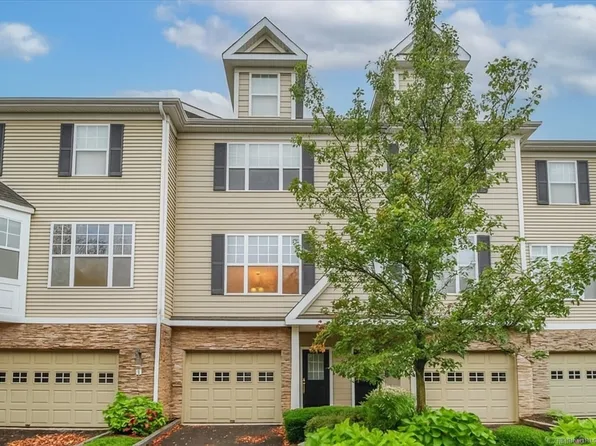 37 Faith Lane #37, Danbury, CT 06810