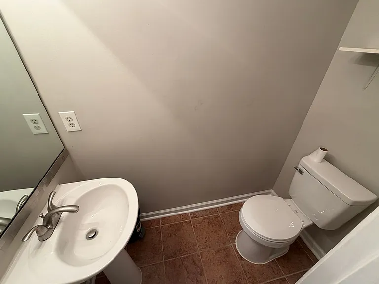 1047 Oak Blossom Way — Photo 22