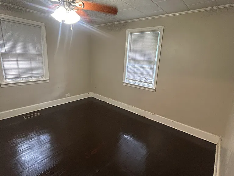 3415 Glynn Ave — Photo 3