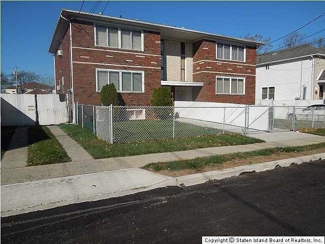 1st image of 175 Cuba Ave