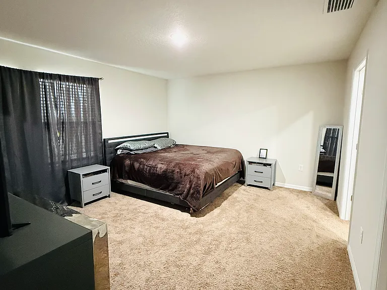 3857 Geranium Ave — Photo 11