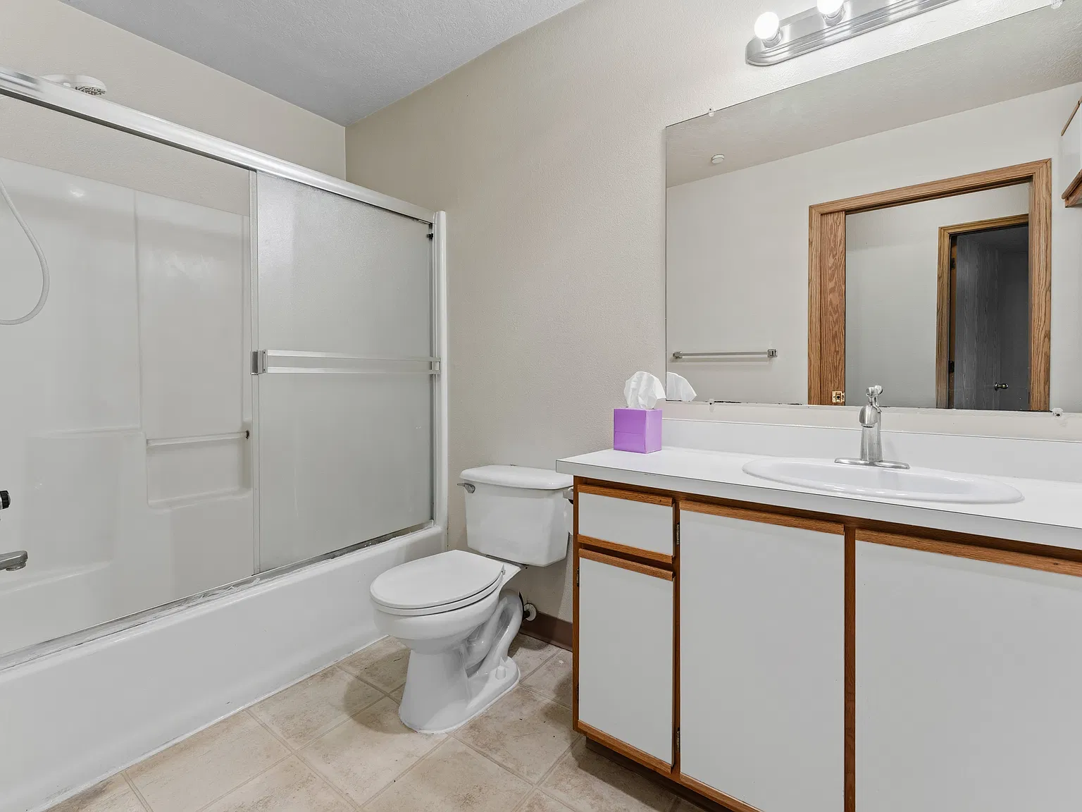 2 bed, 801 sqft, $1,495 — Photo 3