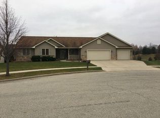 309 Webster Pl, West Bend, WI 53095