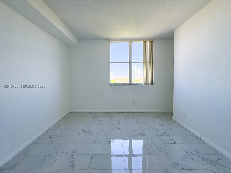 1350 NW 8th Ct #Penthouse 7 — Photo 11
