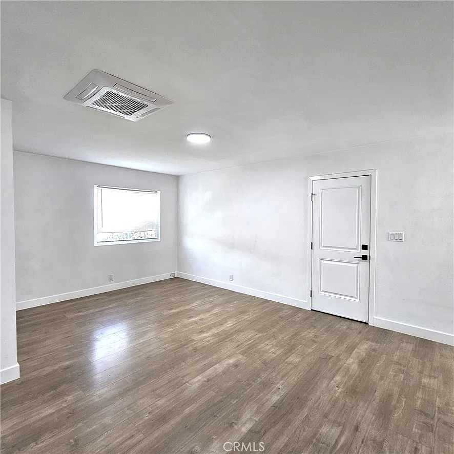 2 bed, 815 sqft, $2,800 — Photo 3