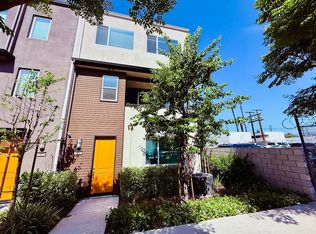 8424 N Fusion Way, Northridge, CA 91325