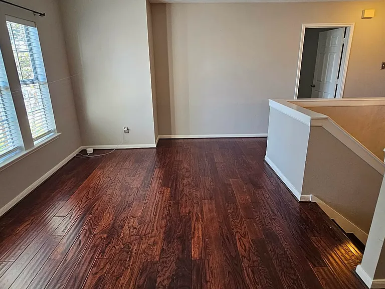 Landing upstairs is very spacious