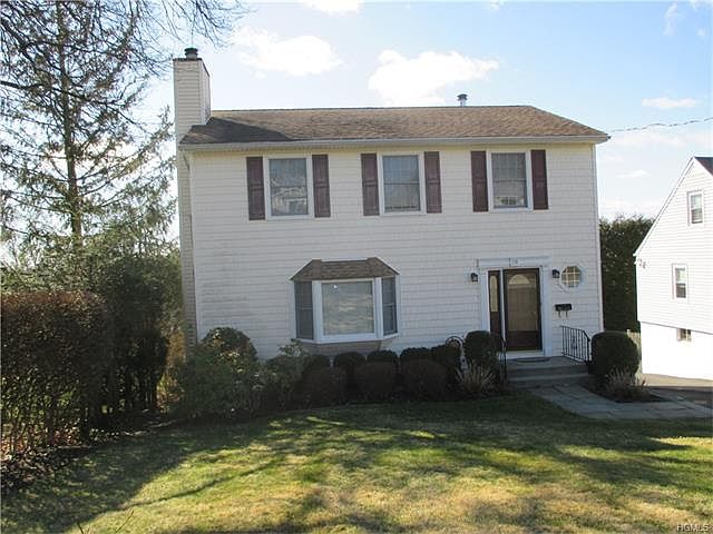 1st image of 113 Manhattan Ave