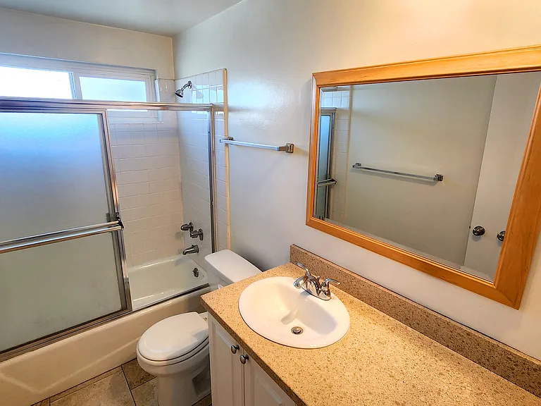1246 Brockton Ave #5 — Photo 26