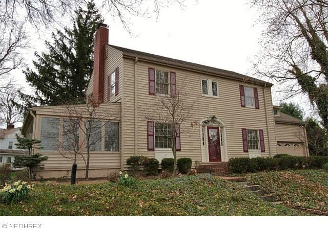 1st image of 409 W Highland Dr