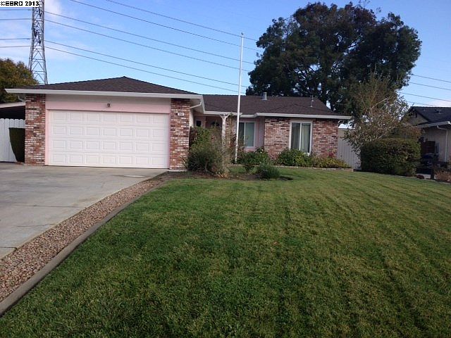 1st image of 752 Wedgewood Dr