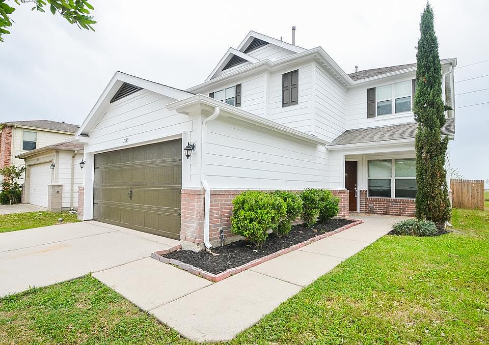 1st image of 7635 Cypress Edge Dr