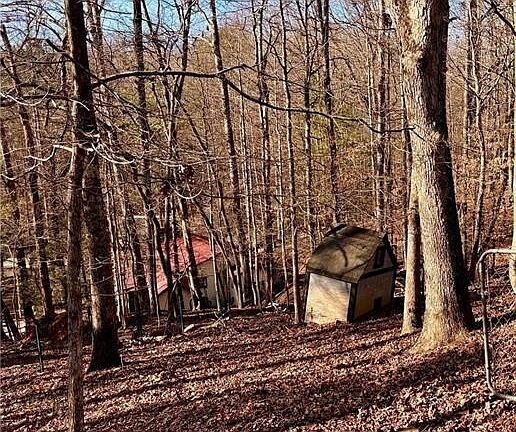 4th image of 35 7th St