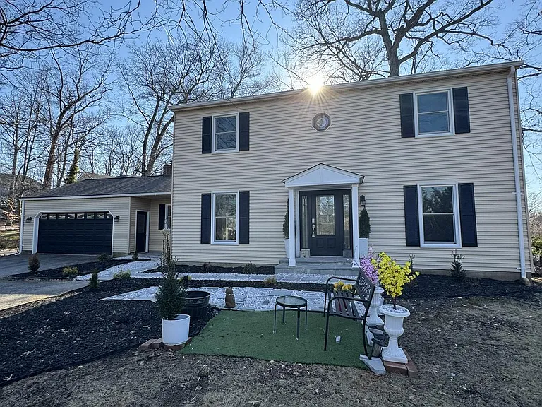 5114 Montgomery Rd — Photo 2