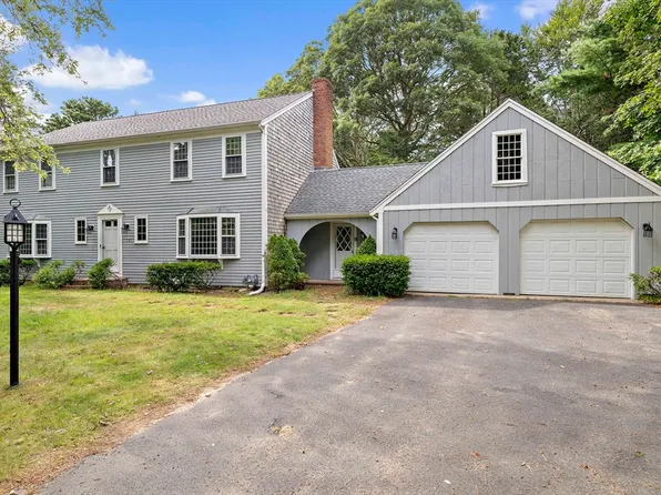 70 Joyce Anne Rd, Barnstable, MA 02630