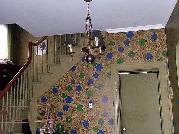 1st Floor Large Front Foyer 