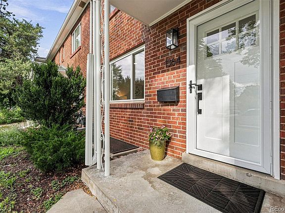 3rd image of 1364 Ivanhoe Street