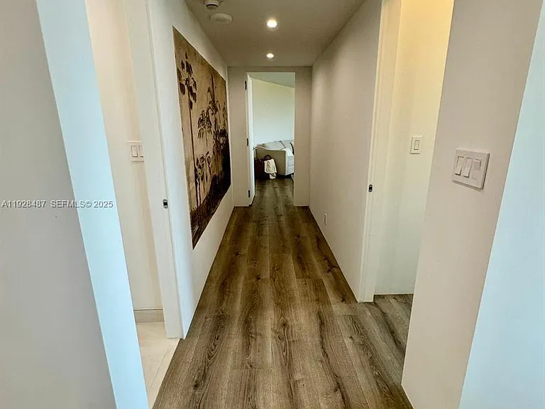 1121 Crandon Blvd #E1001 — Photo 8