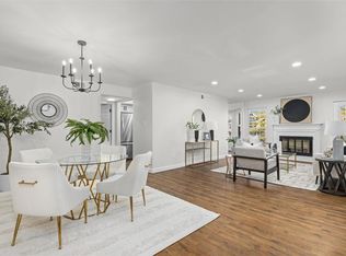 970 N Spoede Rd APT 26, Saint Louis, MO 63146