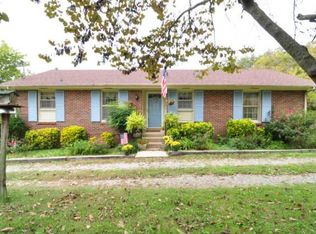 3105 Freeman Hollow Rd, Goodlettsville, TN 37072