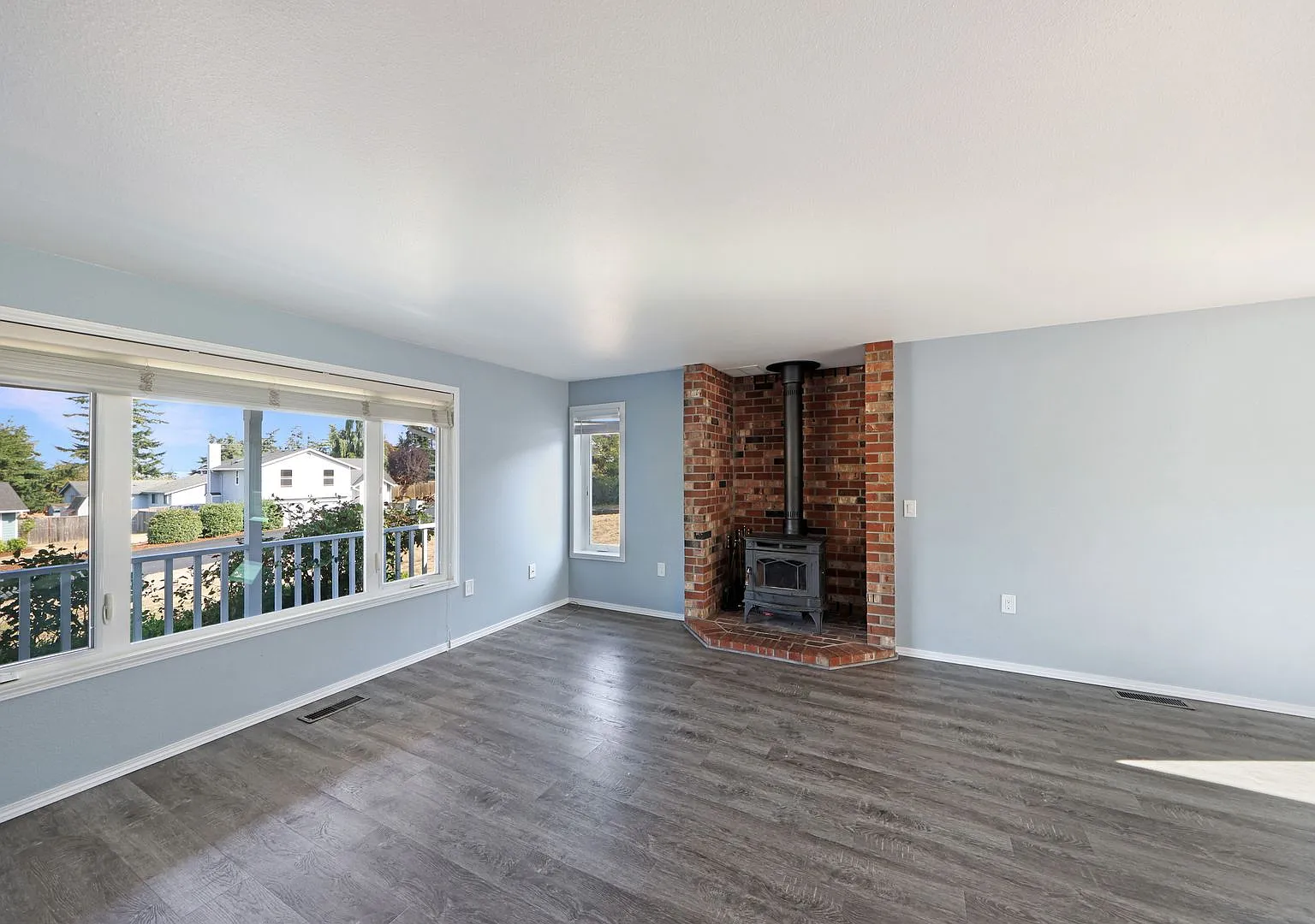 3 Bed 2.5 Bath - Groups - Pet Friendly - Large Yard - NAS Whidbey — Photo 3