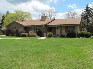 7335 N Pierron Rd, Glendale, WI 53209