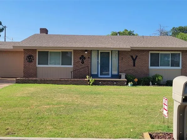 402 E Lincoln St, Hollis, OK 73550