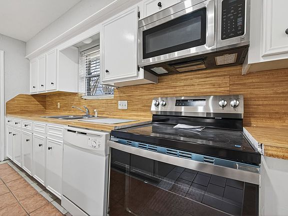 4th image of 6102 Crakston St